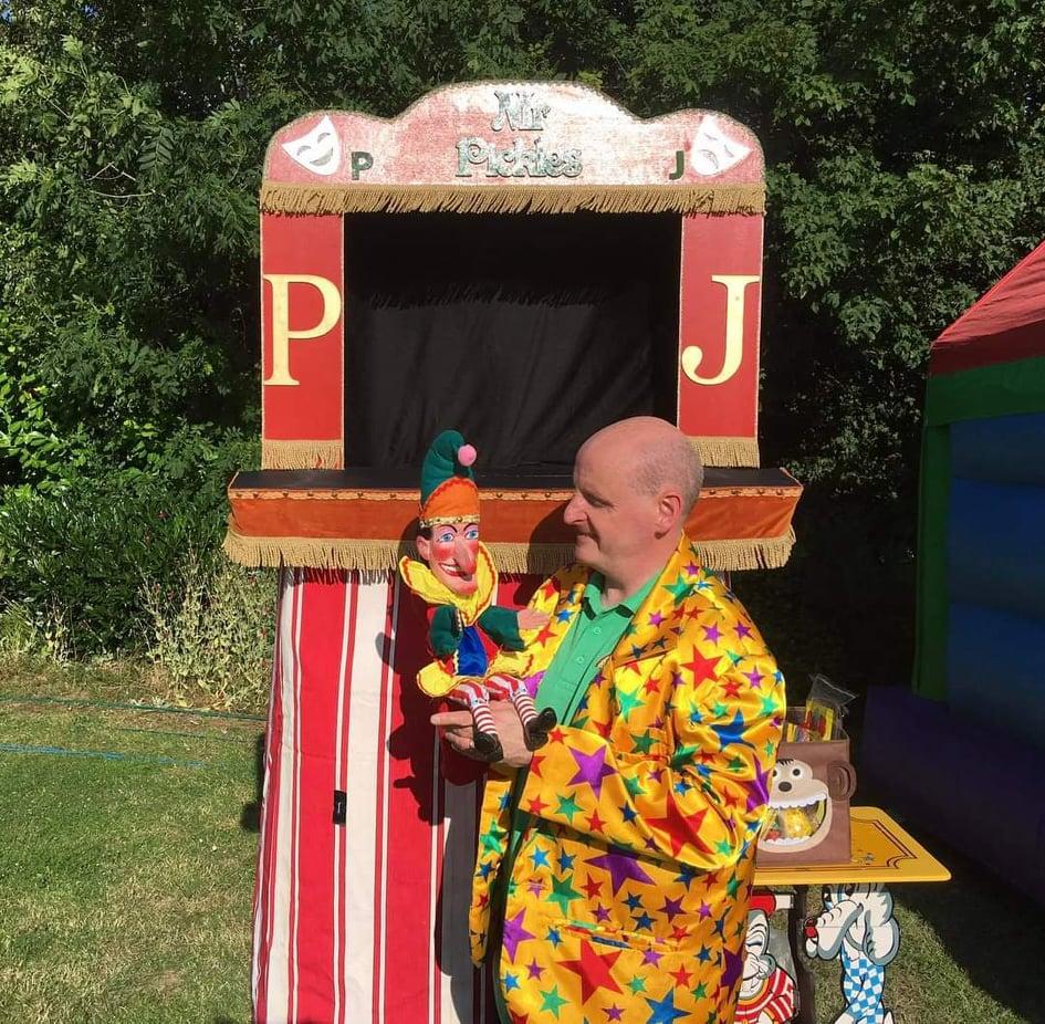 ▷ Comedy With Mr Pickles Childrens Shows, South Ockendon